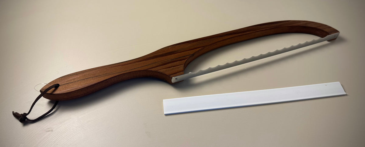 Artisan Bread Knife - Cedar
