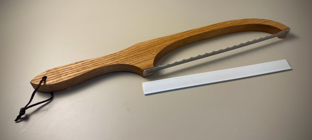Artisan Bread Knife - Oak